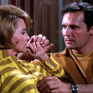 Fotoğraf John Vernon