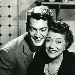 Fotoğraf Yvonne de Bray