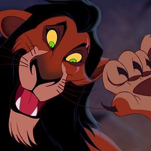 Fotoğraf Aslan Kral