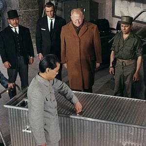 Fotoğraf Burt Kwouk