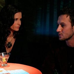 Fotoğraf Josh Stewart