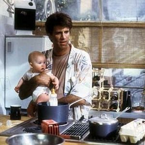 Fotoğraf Üç Adam ve Bir Bebek