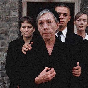 Fotoğraf Distant Voices, Still Lives