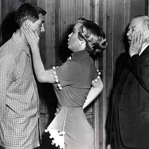 Fotoğraf Monkey Business