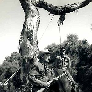 Fotoğraf Ride Lonesome