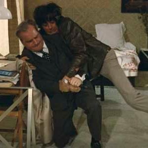 Fotoğraf Şehirde İki Adam