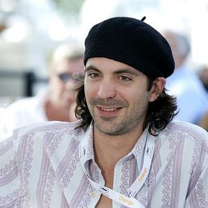 Fotoğraf Rhys Coiro