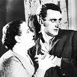 Fotoğraf John Laurie