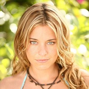 Fotoğraf Beyond the Break