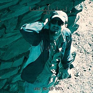 Fotoğraf Yalanlar Üstüne