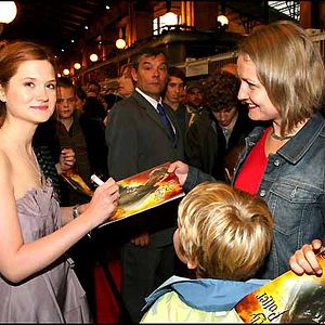 Fotoğraf Bonnie Wright