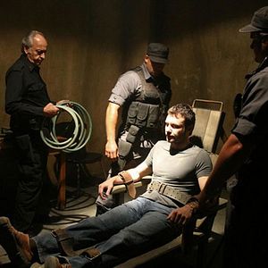 Fotoğraf Leon Russom