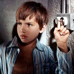 Fotoğraf Sébastien parmi les hommes