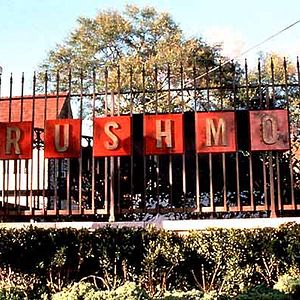 Fotoğraf Çılgın Liseliler