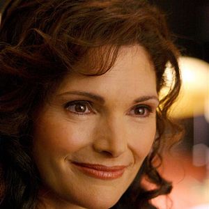 Fotoğraf Mary Elizabeth Mastrantonio