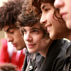 Fotoğraf LOL (Laughing Out Loud) ®