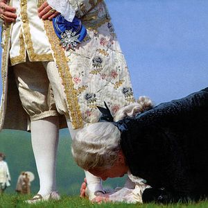 Fotoğraf Gülünç İlişkiler