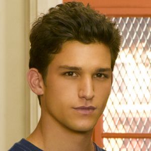 Fotoğraf Daren Kagasoff