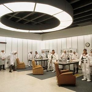 Fotoğraf From the Earth to the Moon