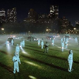 Fotoğraf Dünyanın Durduğu Gün