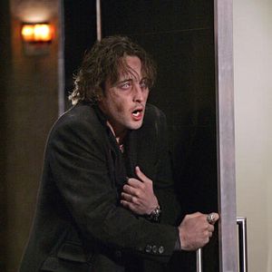 Fotoğraf Alex O'Loughlin