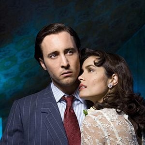 Fotoğraf Alex O'Loughlin