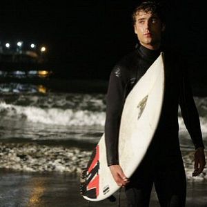 Fotoğraf Dustin Milligan