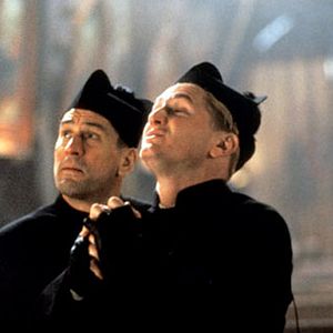 Fotoğraf Biz Melek Değiliz