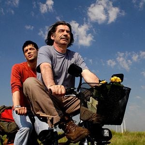 Fotoğraf Koca Dünyada Kurtuluş Pusuda