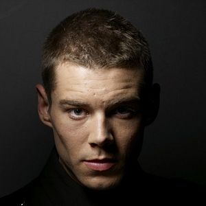 Fotoğraf Brian J. Smith (II)
