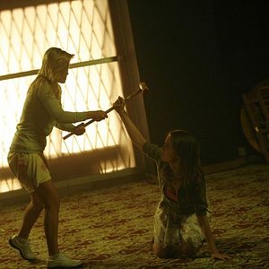 Fotoğraf Eliza Dushku