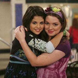 Fotoğraf Wizards of Waverly Place
