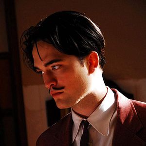 Fotoğraf Little Ashes