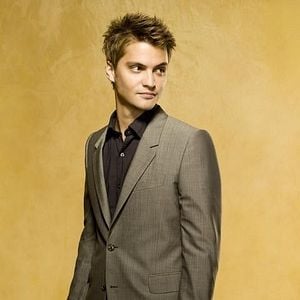 Fotoğraf Luke Grimes