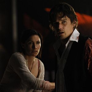 Fotoğraf Claudia Karvan