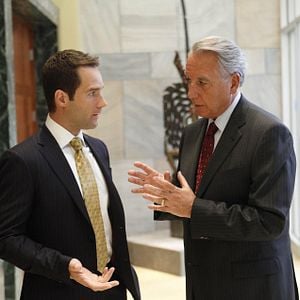 Fotoğraf Bob Gunton