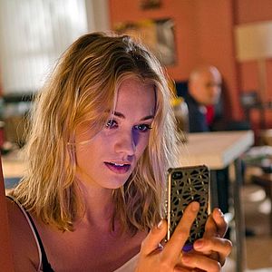 Fotoğraf Yvonne Strahovski