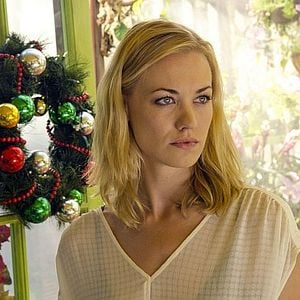 Fotoğraf Yvonne Strahovski