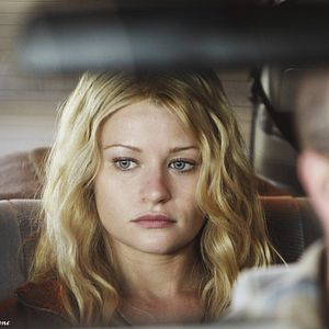 Fotoğraf Emilie de Ravin