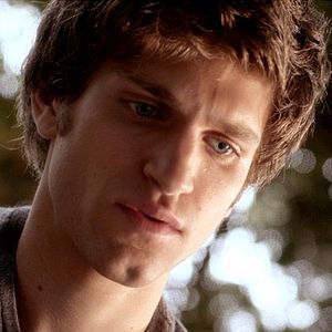 Fotoğraf Keegan Allen