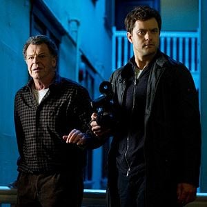 Fotoğraf John Noble