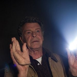 Fotoğraf John Noble