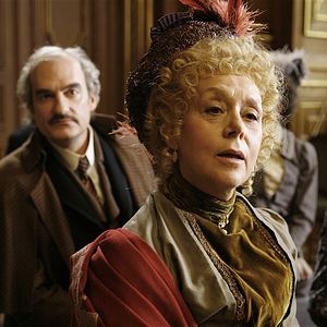 Fotoğraf Au siècle de Maupassant : Contes et nouvelles du XIXe siècle