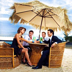 Fotoğraf Alex O'Loughlin