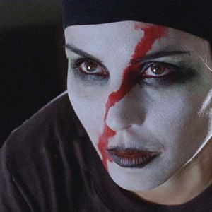 Fotoğraf Ateşle Oynayan Kız