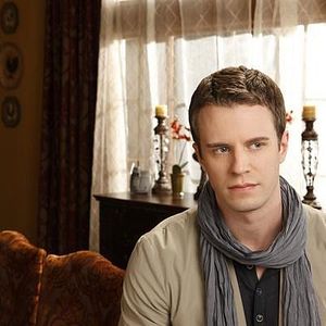 Fotoğraf Luke Mably
