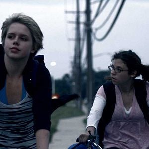 Fotoğraf The Myth of the American Sleepover