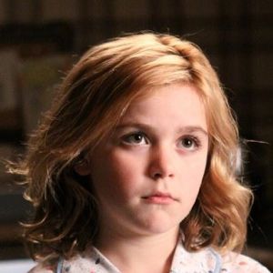 Fotoğraf Kiernan Shipka