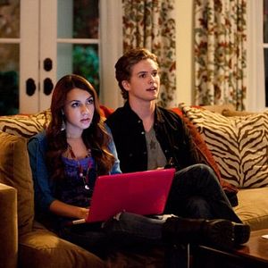 Fotoğraf Necessary Roughness