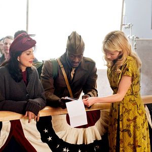 Fotoğraf Aldis Hodge